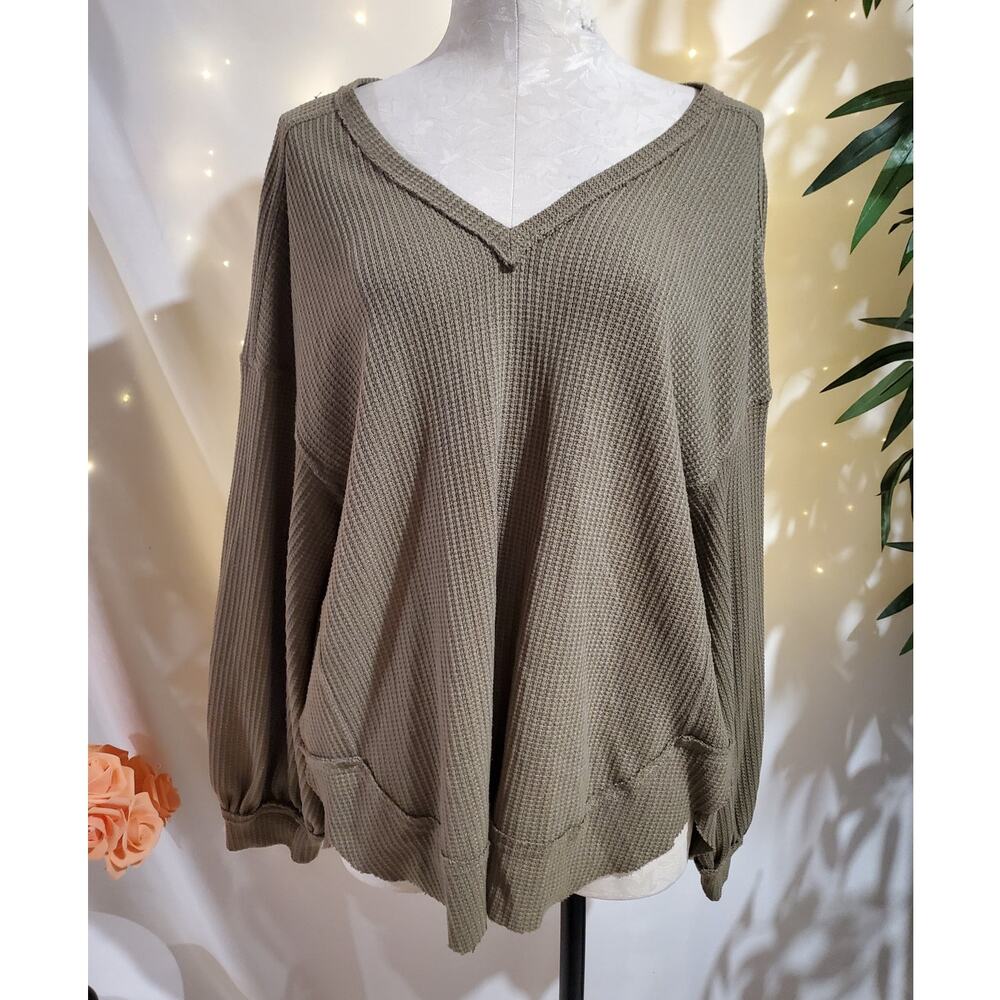 Altar'd State Balloon Sleeve Waffle Knit Thermal Pullover Womens Size L Green